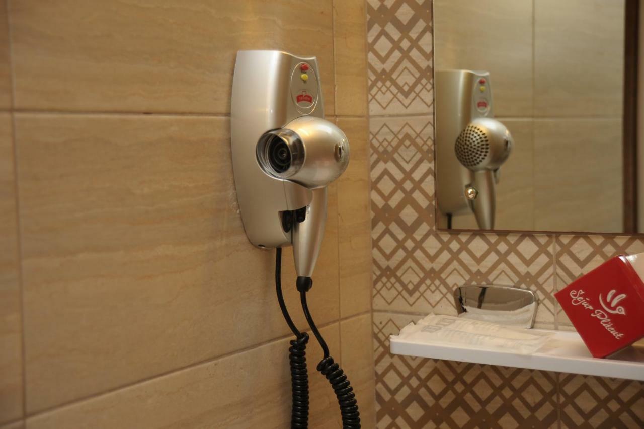 Hotel Pinguin Эфорие Норд Экстерьер фото